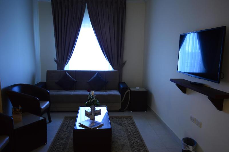 Executive Suite image 3