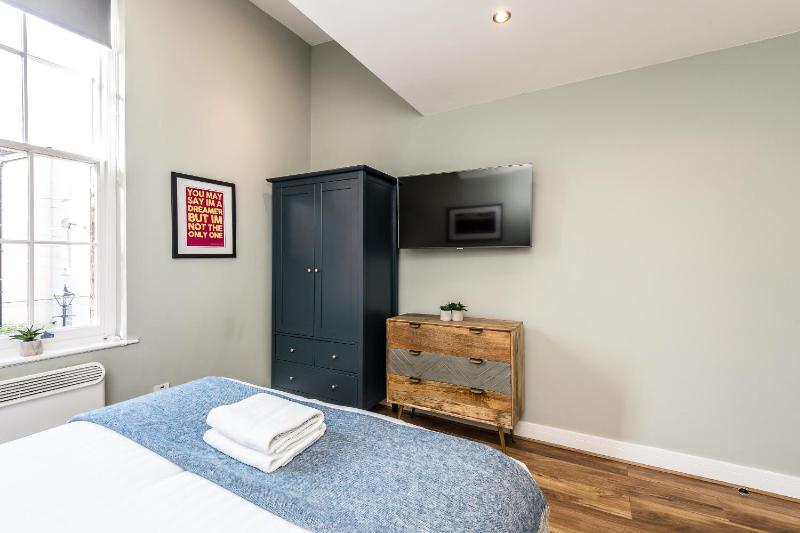 Apartment image 2