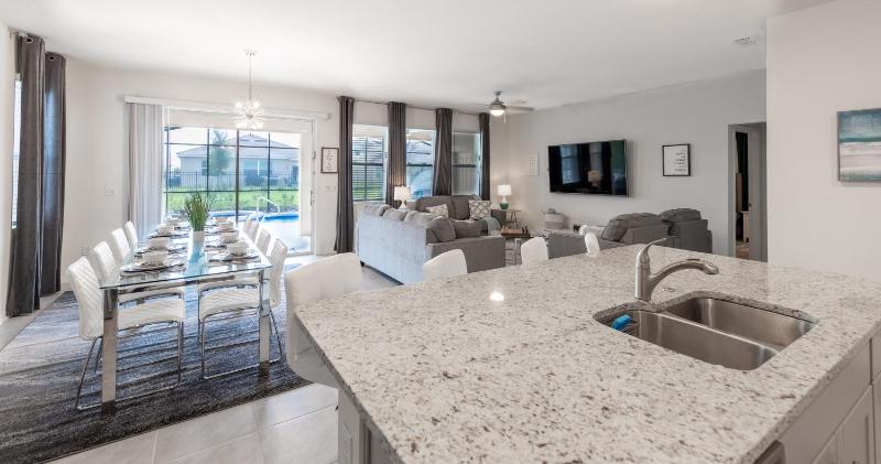7547OML-Solterra Resort home - image 5
