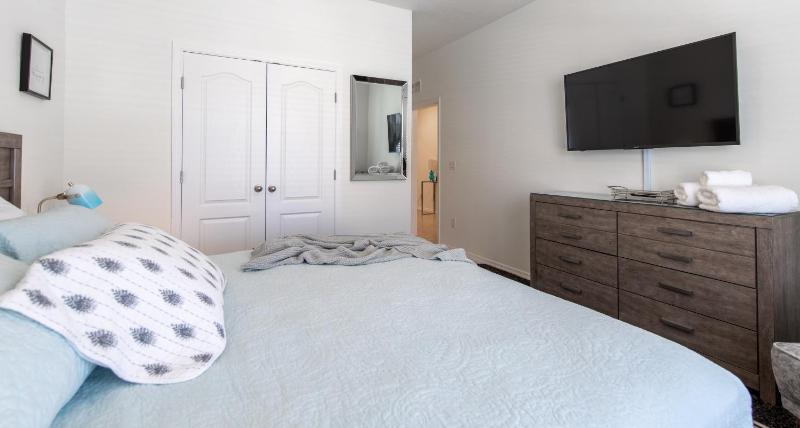 7547OML-Solterra Resort home - image 23