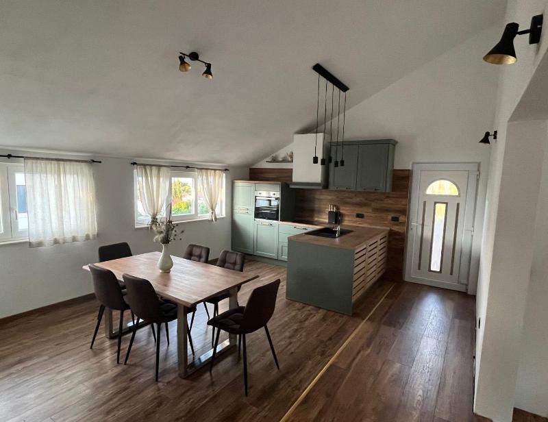 Apartment View - image 14