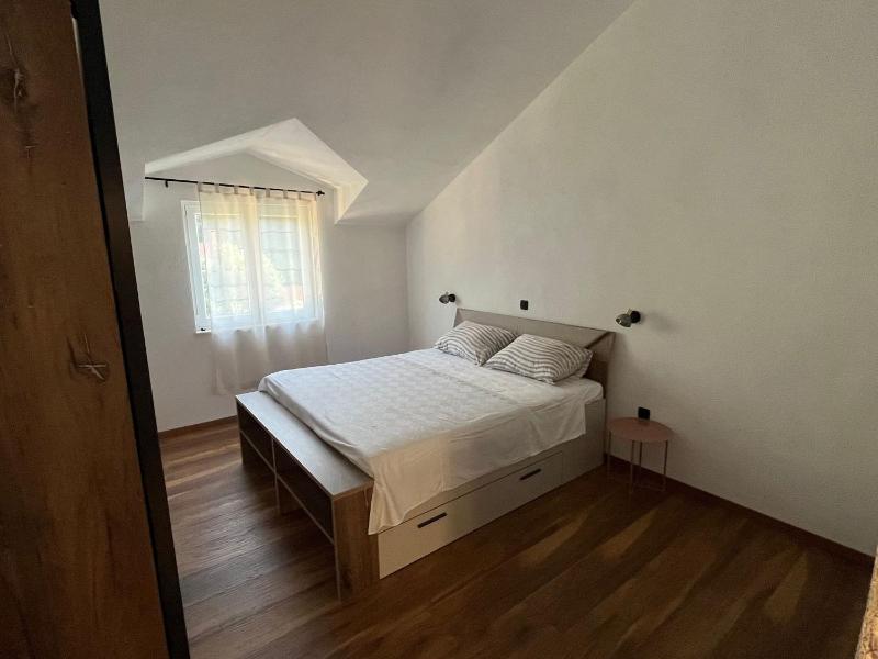 Apartment View - image 3