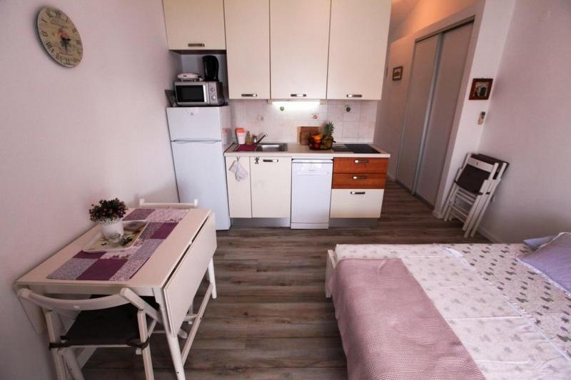 Apartments by the sea Rogoznica - 4805 - image 31