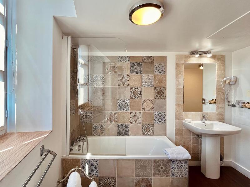 Prestige Double or Twin Room image 4