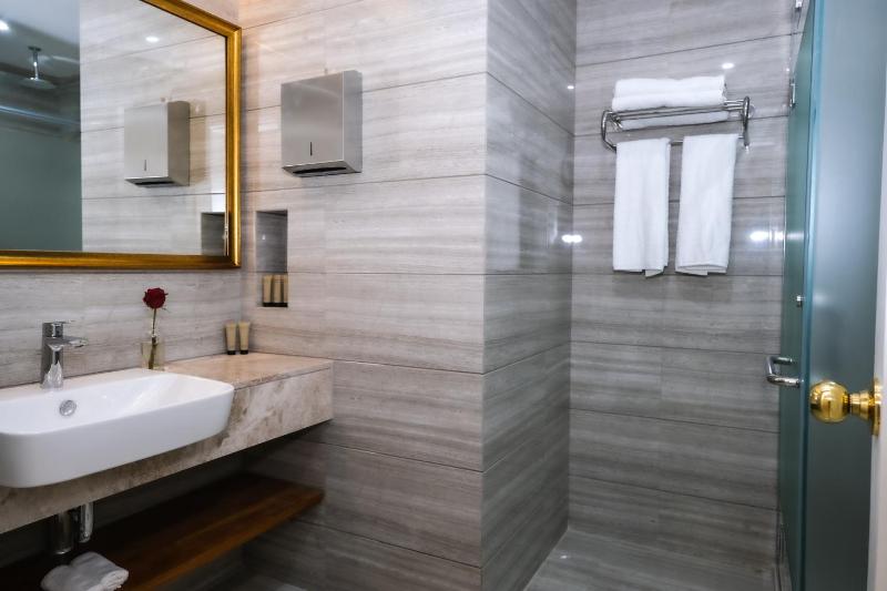 Zenat AL- Hayat Basra Hotel - image 4