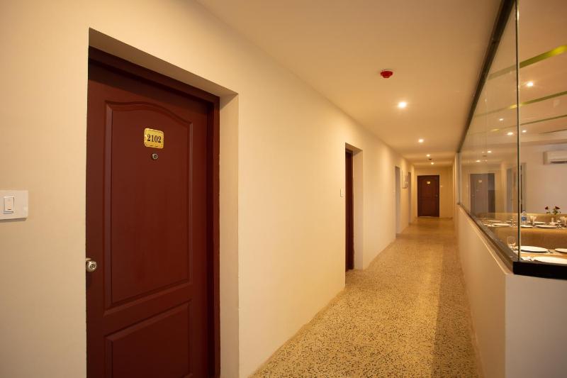 Hotel Keerthi - image 12