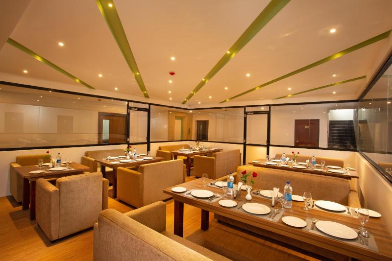 Hotel Keerthi - image 13