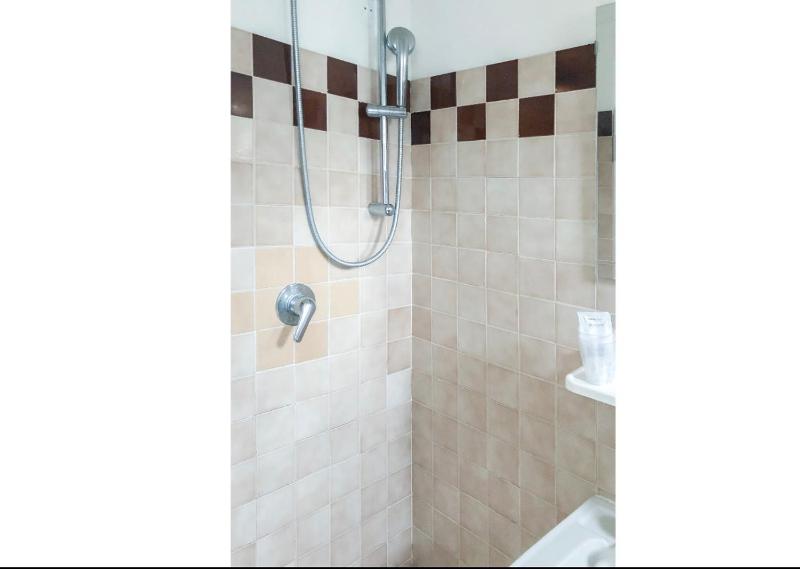 Economy Double or Twin Room image 3