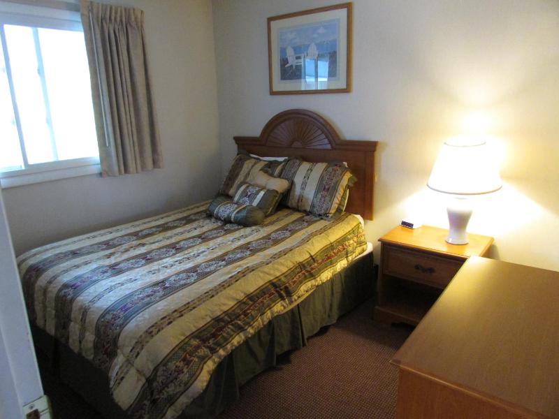 Two-Bedroom Efficiency image 2