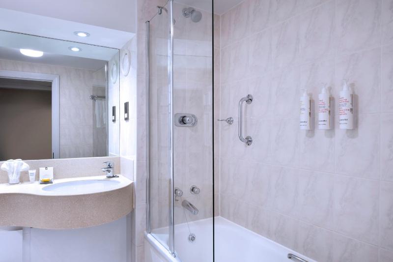 Premium Deluxe Room image 2