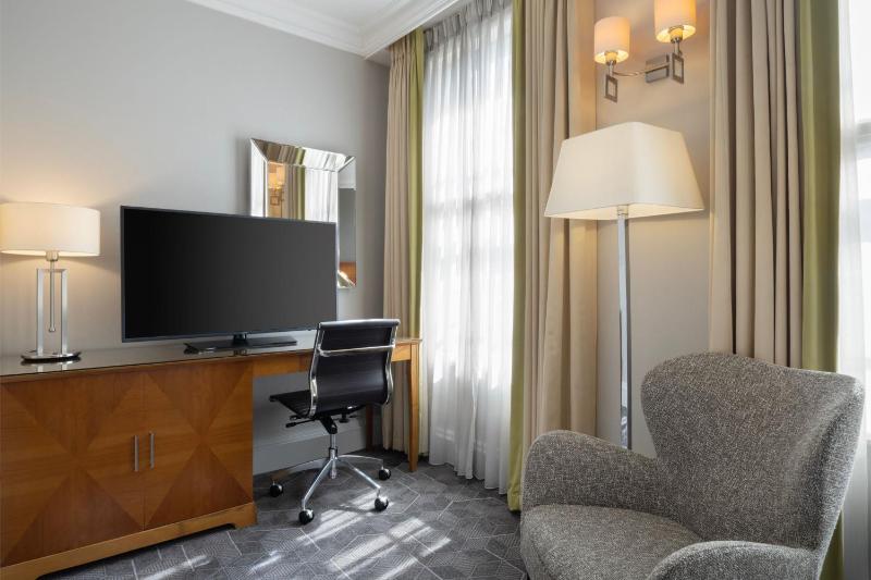 Delta Hotels Birmingham - image 16