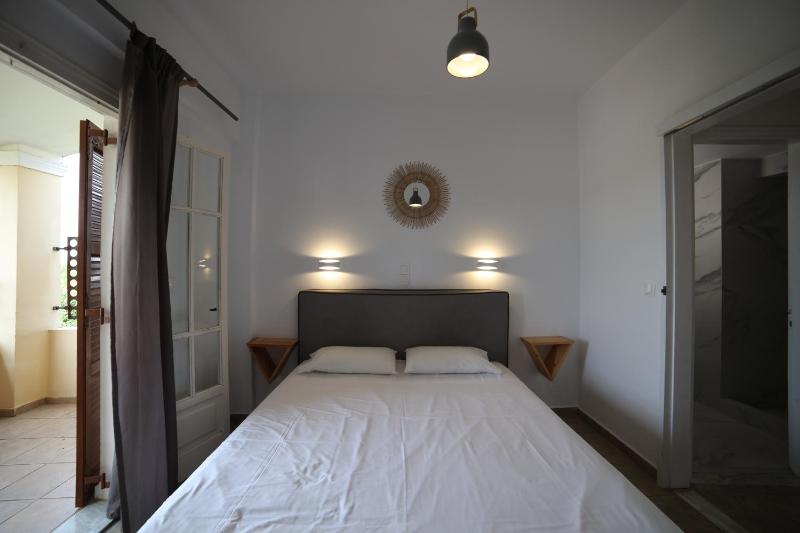 Comfort Triple Room image 4