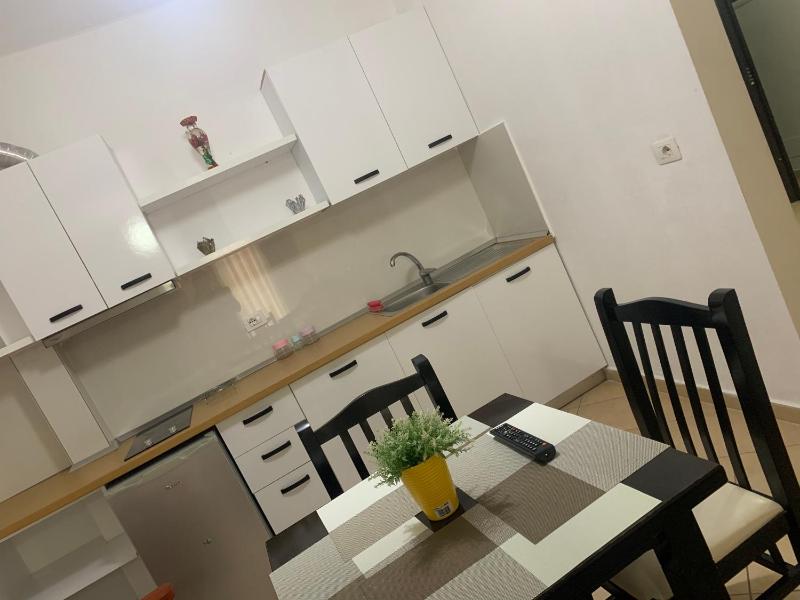 Apartment image 3