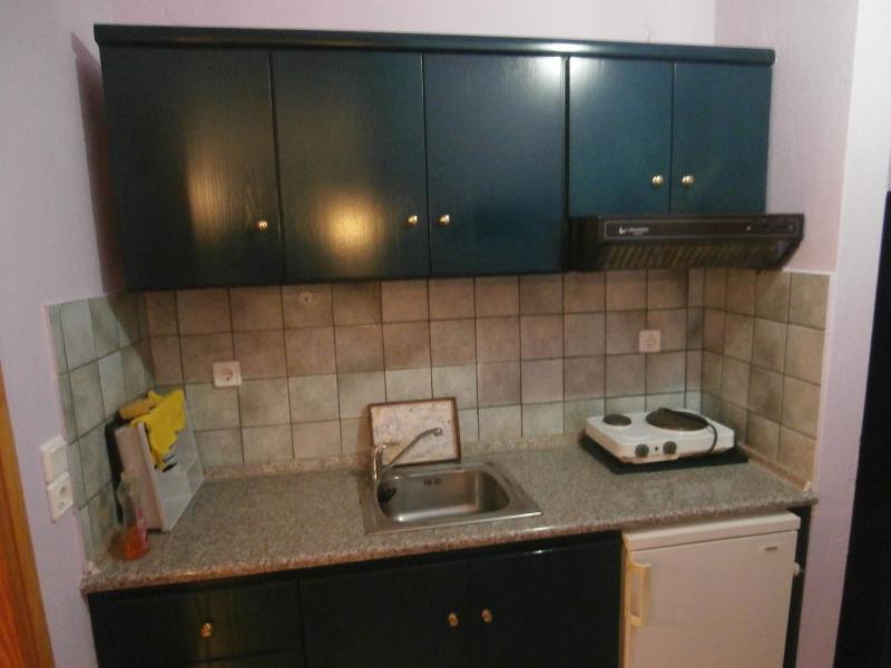 Studio (4 Adults) with Sea View image 3