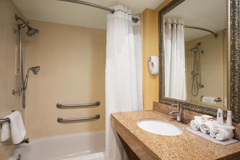 King Room - Disability Access/Non-Smoking image 2
