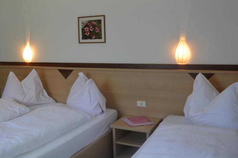 Triple Room image 2