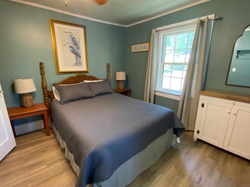 Three-Bedroom House image 3