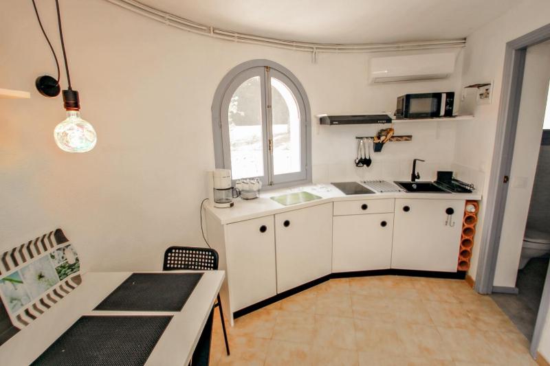 Amelie - nice studio with private swimming pool in Benissa - image 11