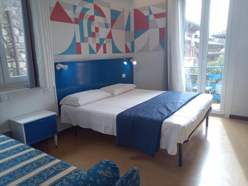 B&B Meublè Adriana Sirmione Vegan - image 25
