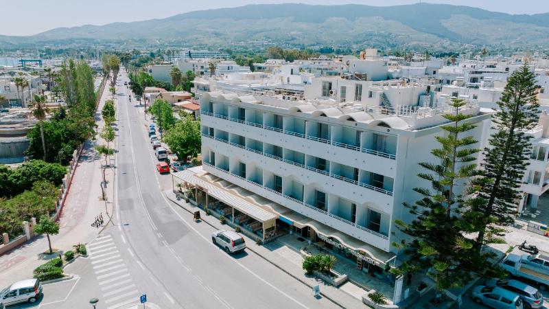 Zephyros Hotel - image 28