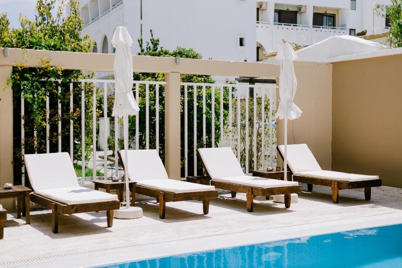 Zephyros Hotel - image 18