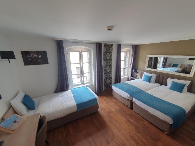 Triple Room image 3