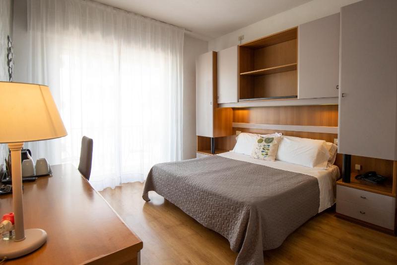 Double or Twin Room image 1