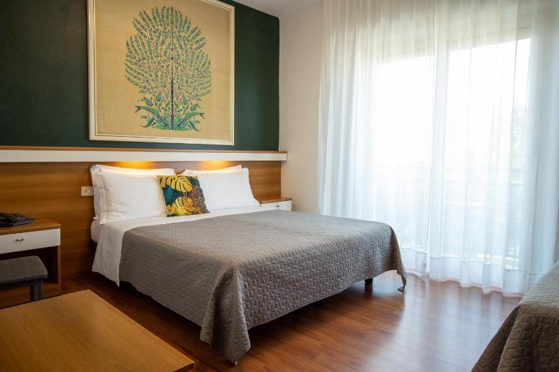 Triple Room image 4