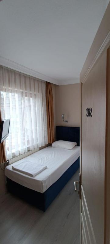 Triple Room image 4