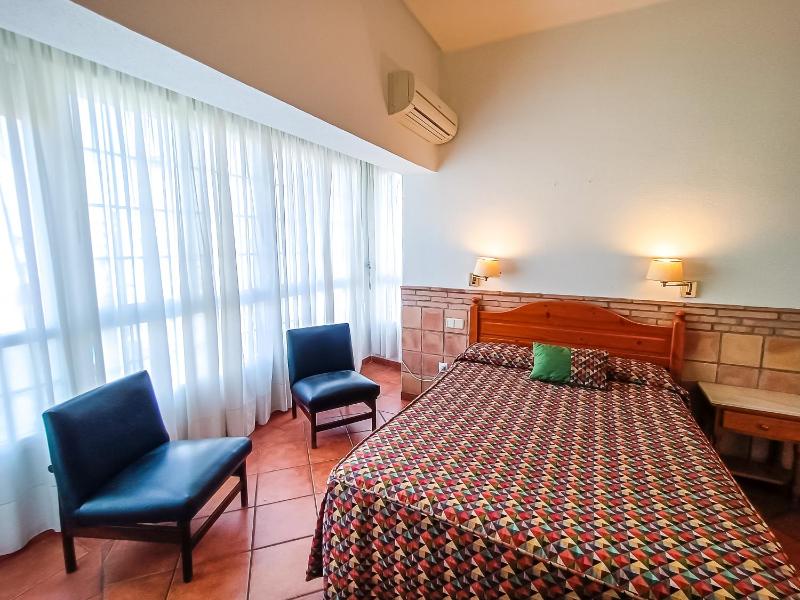 Superior Double Room image 2