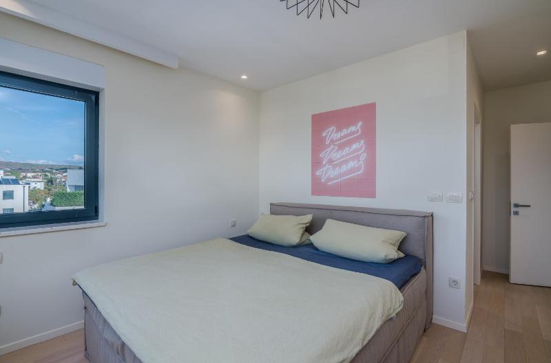 Malipe Penthouse with Sea View - image 24