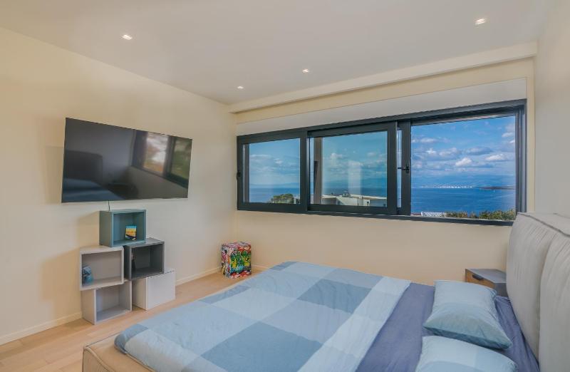 Malipe Penthouse with Sea View - image 16