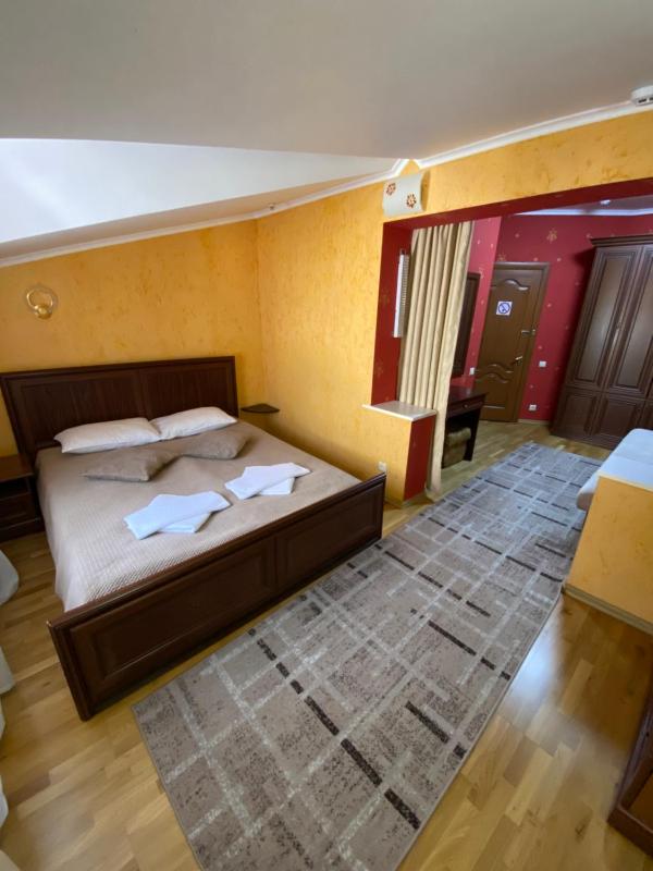 Superior Double Room image 4