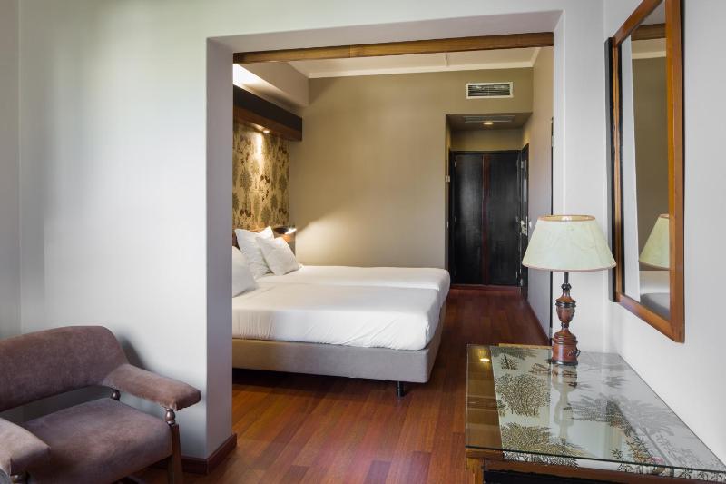 Economy Single Room image 4