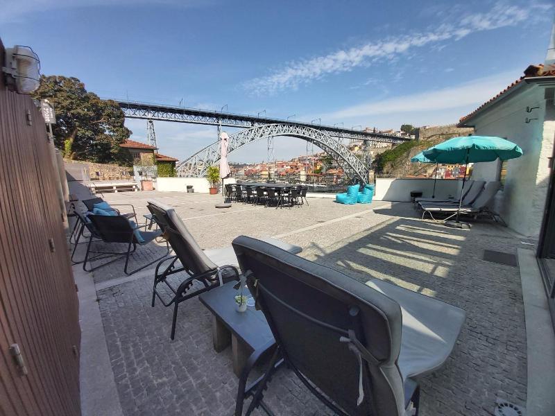 Bridge It - Suites & Views - image 24