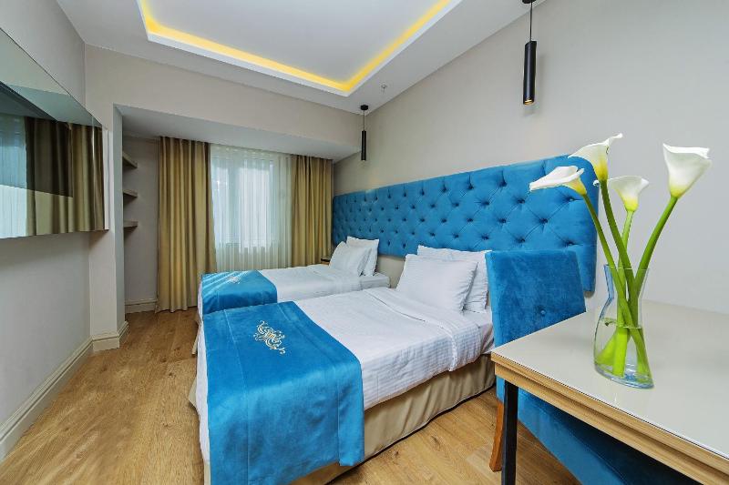 Standard Double or Twin Room image 1