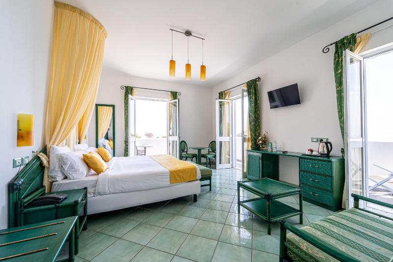 Junior Suite with Sea View and Access to Thermal Park image 3