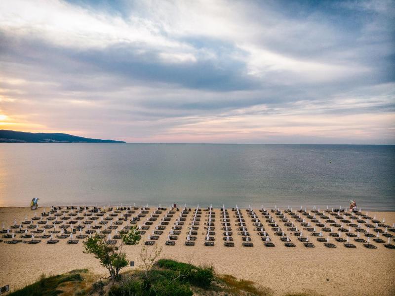 Viand Hotel - All Inclusive - image 1