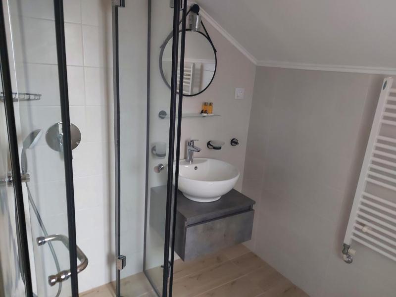 Mansard Double Room with City View image 2