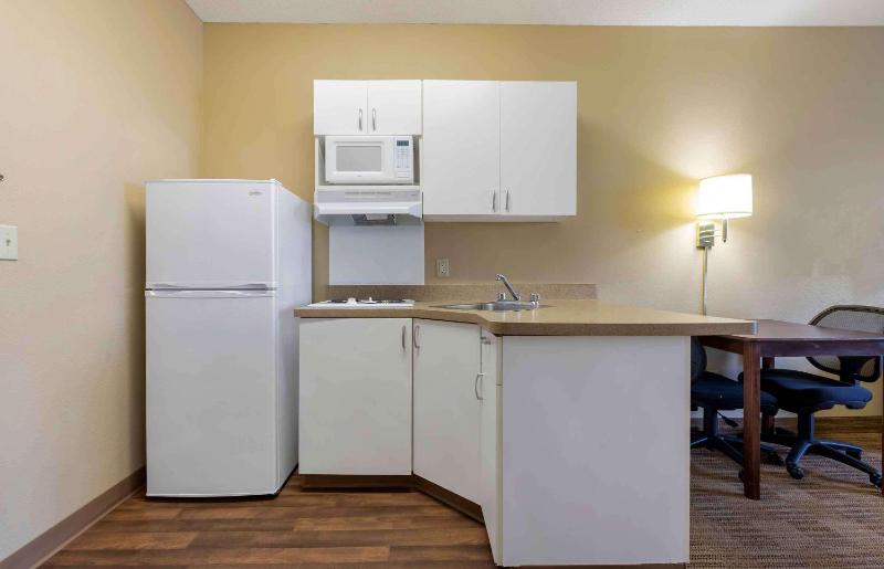Studio with 2 Double Beds - Non-Smoking image 3