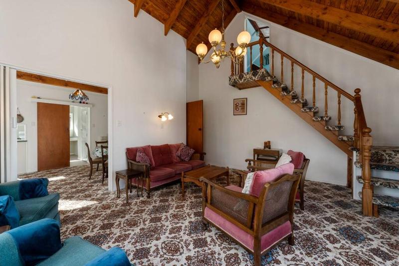 Charming Hideaway - image 10