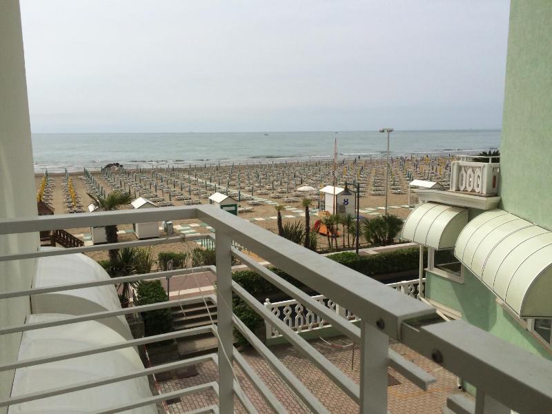 Hotel Ariston - image 38