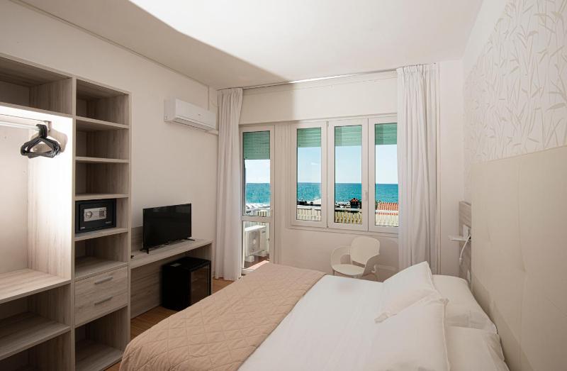Hotel Splendid - image 19