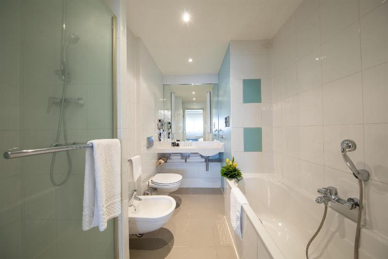Comfort Double Room image 2