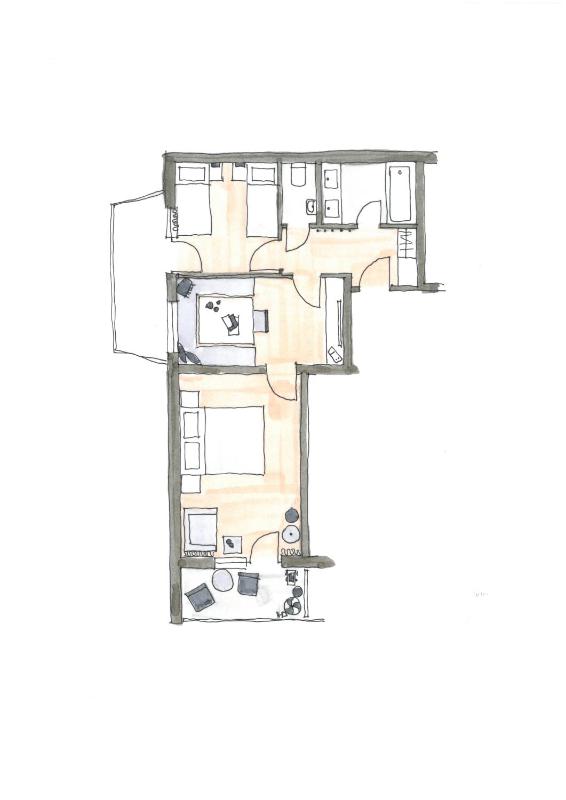 Two-Bedroom Apartment with Balcony and Lake View image 2