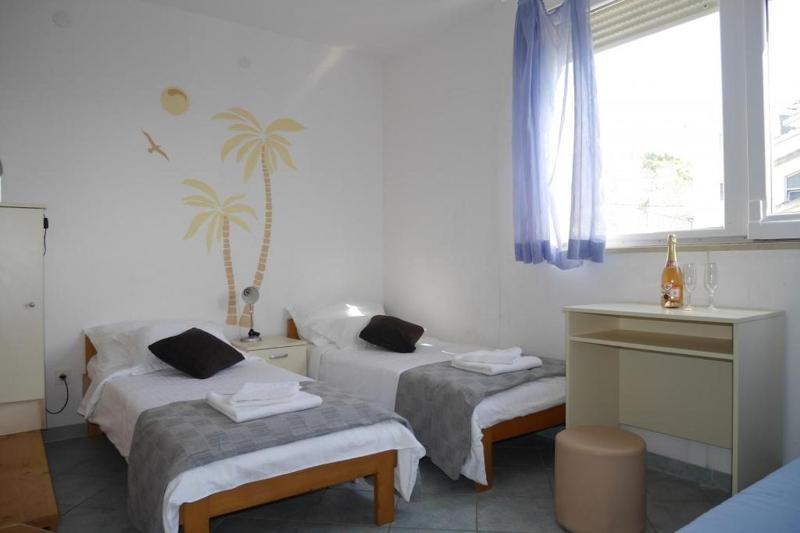 Apartment in Dugi Rat with sea view balcony air conditioning WiFi 5132-1 - image 28
