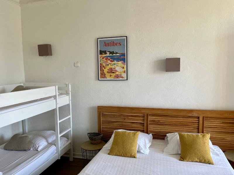 Standard Quadruple Room (2 adults + 2 children) image 4