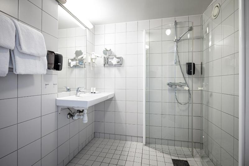 Single Room image 1