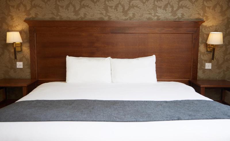 Double Room image 3