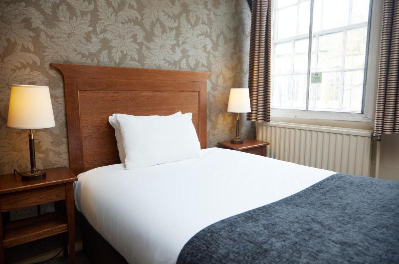 Single Room image 1